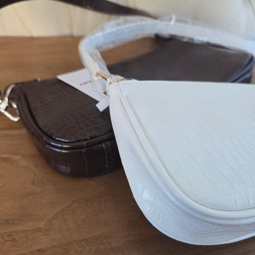 Set of 2 croc embossed shoulder bags – white & chocolate brown